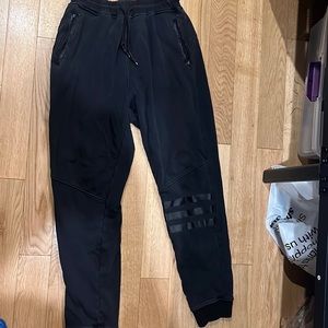 B&G Medium joggers pants. Comfiest/Softest pair of joggers I’ve owned.